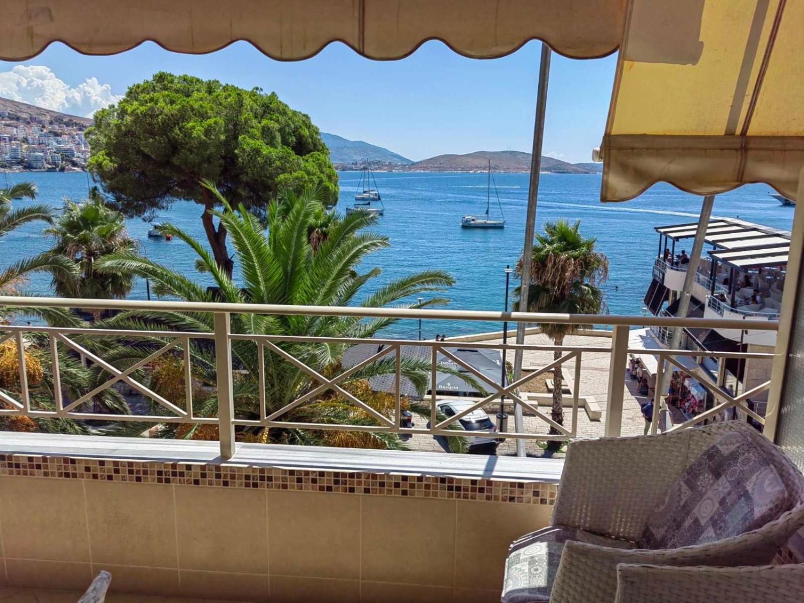 Apartment In Saranda Exterior photo