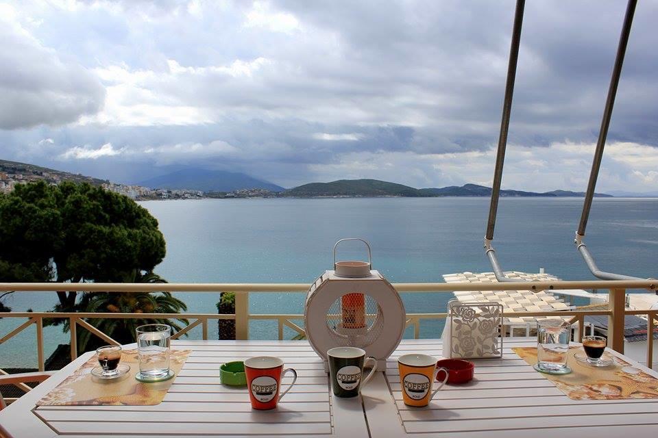 Apartment In Saranda Exterior photo